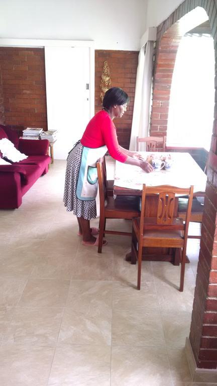 Hillside Manor Hotel Bulawayo Kültér fotó